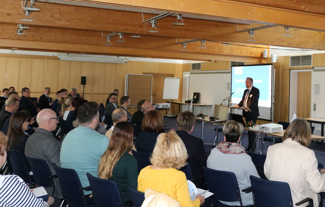 Kollegialer Austausch beim 1. Halberstädter Symposium