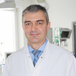 Neuer Chefarzt in der Anästhesiologie und Intensivmedizin