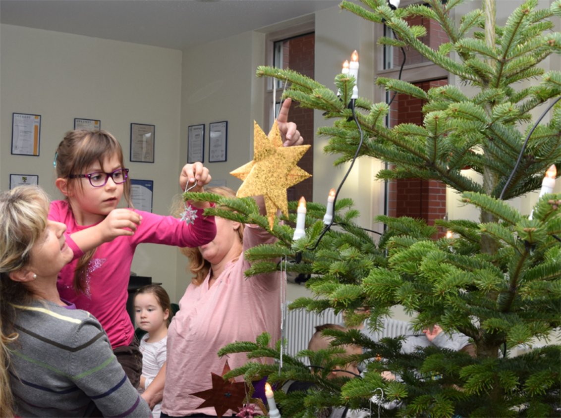 Adventsmarkt - Vorweihnachtsstimmung im Klinikum