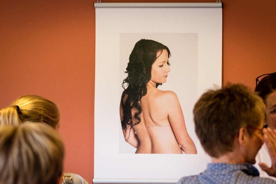 Bewegende Momente bei Vernissage im AMEOS Reha Klinikum Ratzeburg